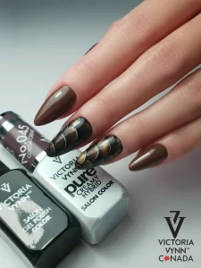 Best Walnut Brown Nails Victoria VYNN Pure Creamy Hybrid 045 Cocoa Creme