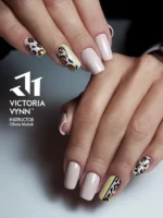 best nude pink nails Victoria VYNN Pure Creamy Hybrid Toasted Almond 074