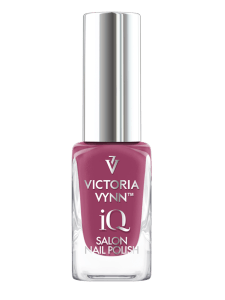 vernis à ongles rose foncé