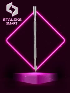 Meilleur outil pour repousser les cuticules Staleks Smart 51 Type 2 Pusher arrondi avec une extrémité droite et un nettoyeur