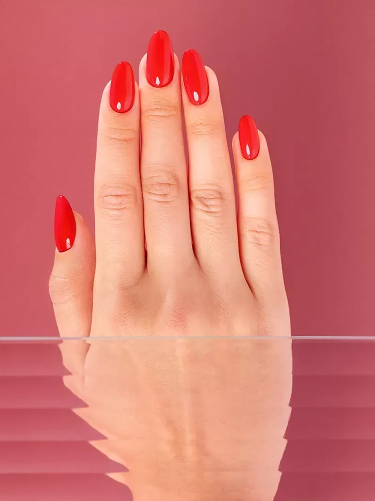 Victoria VYNN Gel Polish No. 436 Rouge Rebel 6 victoria vynn gel polish fashion follower no. 436 rouge rebel