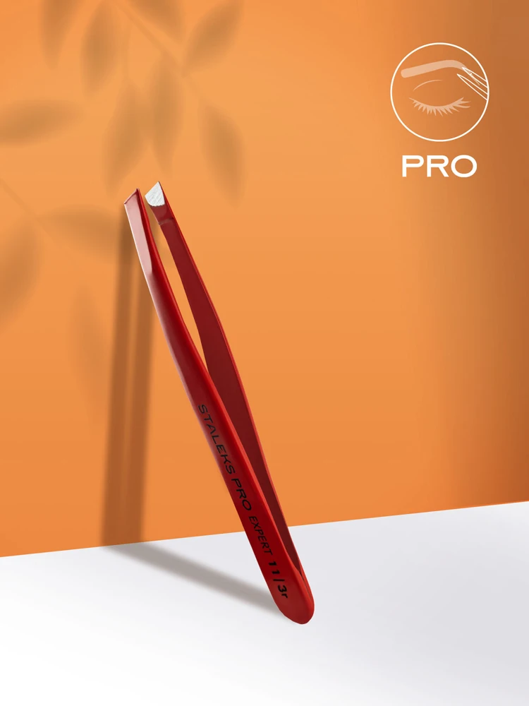 Staleks Eyebrow tweezers red EXPERT 11 TYPE 3r (wide beveled) 2 eyebrow tweezers red expert 11 type 3r wide beveled