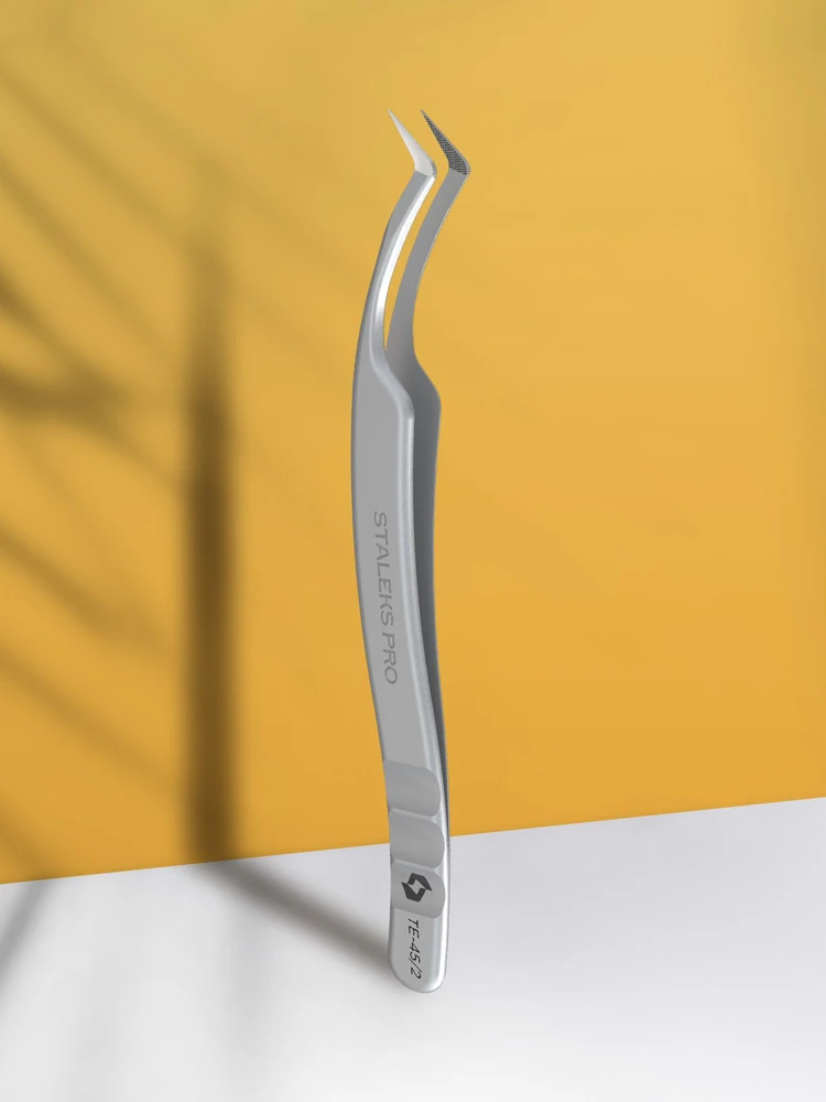Staleks Pince à cils professionnelle avec pointes en fibre EXPERT 45 TYPE 2 (en forme de L, 40') 2 professional eyelash tweezers with fiber tips expert 45 type 2 l shaped 40
