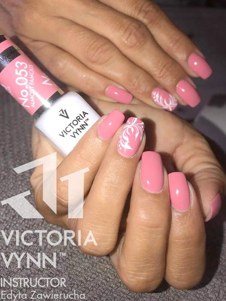 Best soft Pink Nails 053 Almost Famous Victoria VYNN Pure Creamy Hybrid 053 Almost Famous