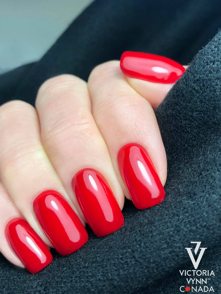 Best Selling Catchy Blood Red Nails Victoria VYNN Pure Creamy Hybrid 022 Ever Poppy